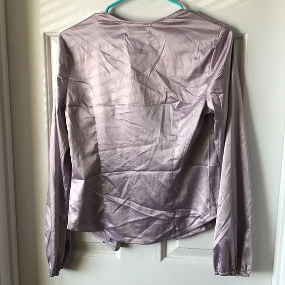 Urban Outfitters Silk Lilac Blouse NWT - Picture 2 of 5